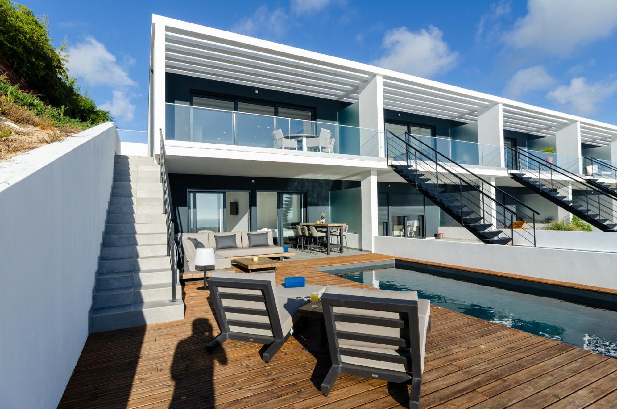Ocean Views - New Private Condominium With Pool & Sea Views Назаре Стая снимка
